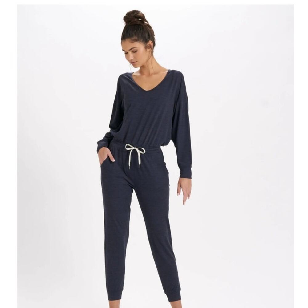 Vuori Long Sleeve Lux Jumpsuit Medium Midnight Heather Blue Athleisure Lounge